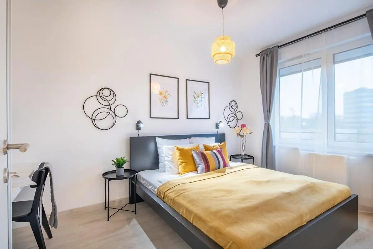 Modern Bright Central Place With Terrace Budapest Hungary