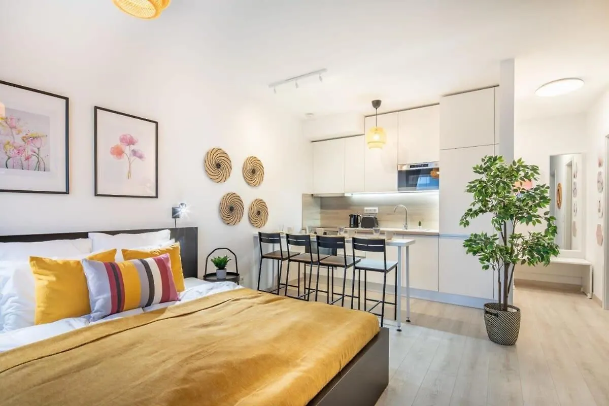 Modern Bright Central Place With Terrace Budapest